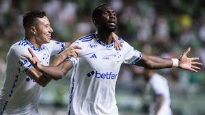 Clube da Série A negocia a contratação do atacante Bolasie, ex-Cruzeiro