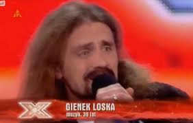 Gienek Loska - nasz człowiek w X-Factor. Wrocławski street-fighter tym razem wykonał piosenkę „It&#39;s a mans world”. Poniżej prezentujemy materiał video z ... - gienek-loska