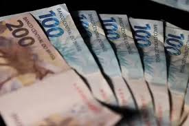 Aposentados e pensionistas têm prazo até 30 de junho para evitar suspensão do benefício