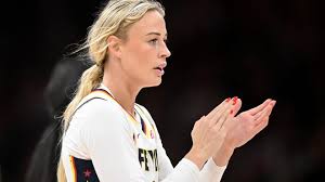 Sophie Cunningham returning to Indiana Fever on 1-year deal