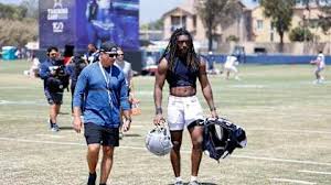 Practice Points: LB Jaishawn Barham exits with injury