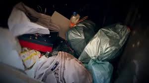 Marcos sufre Diógenes y vive entre basura desde hace años ...