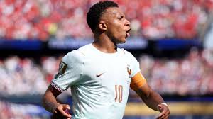Kylian Mbappé wins Golden Boot at 2026 World Cup after Lionel Messi's goalless final
