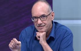 Comentarista da Globo é internado com septicemia; saiba como ele está agora