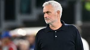 Mourinho takes blame for Madrid struggles before late rally stuns Roma — ESPN