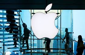 Apple’s Cue says iPhone maker exploring adding AI search as queries fall (AAPL:NASDAQ)