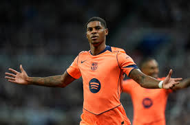 ‘Marcus does the same thing in training’ - Ronald Araujo hails Rashford after Barcelona brace