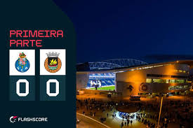 AO VIVO: Brabec afasta o primeiro lance de perigo dos dragões (07')