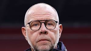 Fred Grim voert één wijziging door ten opzichte van de wedstrijd tegen FC Volendam