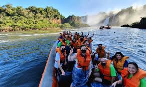 Macuco Safari retoma passeios nas Cataratas do Iguaçu quatro dias após acidente