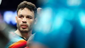 Julio César Chávez Jr. noqueó a John Caicedo en tres rounds