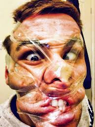Resultado de imagen de Sellotape Selfie