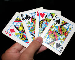 4 queens from a standard deck of cards