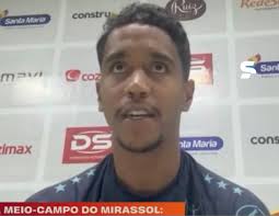 Flamengo vs. Mirassol: Reencuentros, Estrategias y la Presión de la Torcida - Imagen principal del artículo