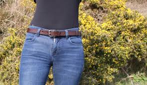 1" leather belt, custom-made hand-stitched. Range of colours. - Product from Etsy