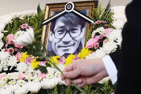 Late actor Ahn Sung-ki remembered for quiet generosity toward apartment staff
