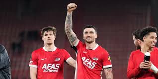 Vermoedelijke opstelling AZ: Meerdink start als nummer negen