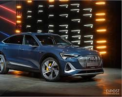 아우디 etron Sportback 이미지