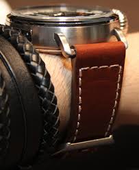 Ma petite, euh Grande, dernière : la Type 20 bracelet de Zenith - Page 2 Images?q=tbn:ANd9GcSFBcOZJGQnMPNvGCjOTpDGHNnrtubY0XaY3O5UJ4OyzgTonPu3RA