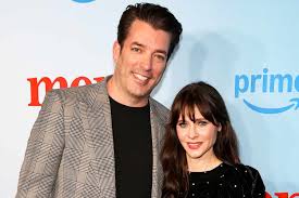 Zooey Deschanel and Jonathan Scott Are in ‘Exploratory’ Phase of Wedding Planning: ‘Not in a Rush’ (Exclusive)