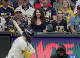 Milwaukee Brewers