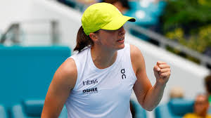 Iga Świątek Begins Stuttgart Title Defense and Crucial Clay Swing Against Jana Fett