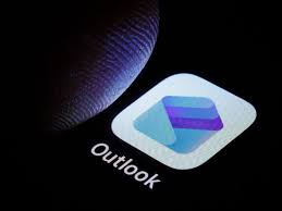 Is Outlook Down? Microsoft Reports Sign-On Issues With Email Client