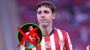 Mateo Chávez, de ser vendido de Chivas por 40 millones a ser humillado en Europa