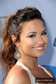 Demi is gorgeous. Fan of it? 2 Fans. Submitted by leahlovatic1 over a year ago - Demi-is-gorgeous-demi-lovato-24591177-267-400