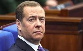 Женщины, участвующие в СВО, приближают победу — Медведев