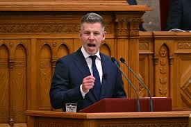 Hungary's new Prime Minister's ultimatum regarding the Orban legacy...