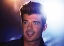 Watch: Robin Thicke Performs 'Blurred Lines' On Graham Norton ... - robin-thicke-2013