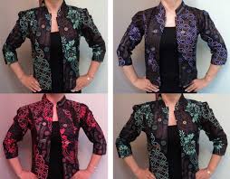 Hasil gambar untuk blazer batik wanita muslimah
