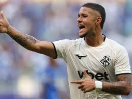 Botafogo usa a bola parada para superar o Cruzeiro no Mineirão