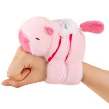 Manilla Capibara Rosa Luz Led+Cola Giratoria+Canción Viral GENERICO | falabella.com