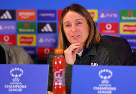 Sonia Bompastor gives injury updates on Nathalie Bjorn and Erin Cuthbert | News | Official Site