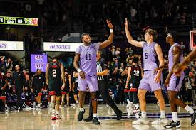 Washington Huskies Faceoff Against No. 4 Michigan Wolverines