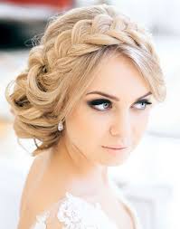 Résultat de recherche d'images pour "maquillage et coiffure mariée 2014"