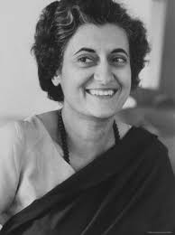 Indira Priyadarshini Gandhi (Allahabad, 1917 â Nuova Delhi, 1984) - Indira_Gandhi_younger