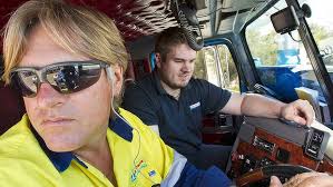 Contractor Craig Hemsley wears Optalert glasses as project manager Warren Ashby, of Air Liquide, checks the monitor, which reads fatigue levels. - dan-20121118184727130965-620x349