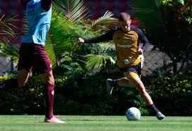 Artilheiro da intertemporada, Gustavo Santana ganha força como opção no São Paulo