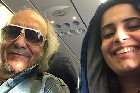 Viúva de Erasmo Carlos deixa apartamento em meio à disputa por herança