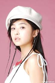 9 kwietnia 1989 r. znana także jako Baby Zhang lub Kristy Zhang, jest chińską piosenkarką. W wieku 16 lat, Kristy odniosła sławę jako runner-up w konkursie ... - fc60c132011bd0_full