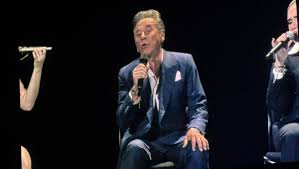 Entre baladas y recuerdos, Ricardo Montaner conquista Monterrey