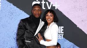 Jonathan Majors & Meagan Good: 11 Times He Showed His Love! - Imagen principal del artículo