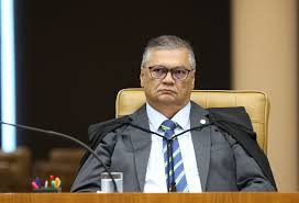 CPI do INSS: Dino suspende quebra de sigilo de amiga de Lulinha