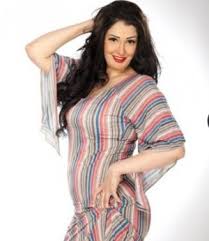 תוצאת תמונה עבור عربيات بالمايوه