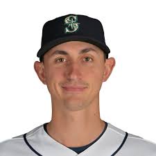 George Kirby tosses seven strong innings Tuesday