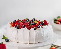 Pavlova cake的圖片