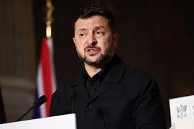Zelenskyj sier Ukraina er nær ved å lage eget luftvern: – Takk, Norge
